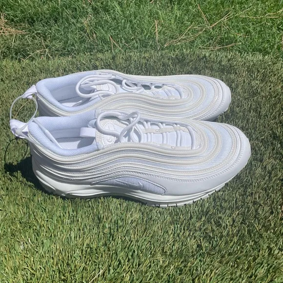 Women’s Nike Air Max 97 Running shoes sz 11.5