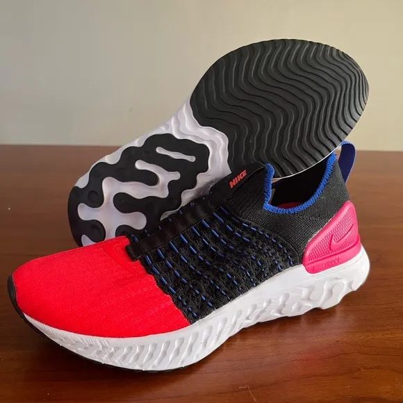 Womens Nike REACT PHANTOM RUN FLYKNIT 2 Running Shoes DX2354-001 no box