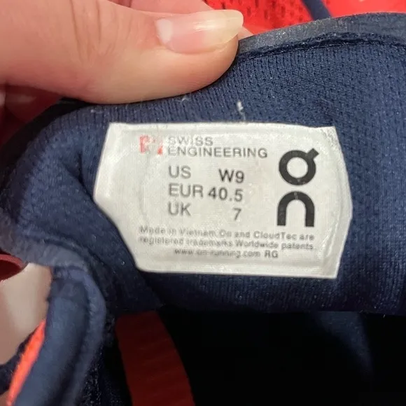 Women’s on running cloud low shoes
