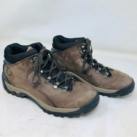 Women’s Timberland Nubuck Hiking Ankle Boots
