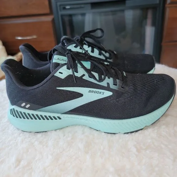 Womens Brooks Running Shoes