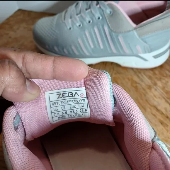 Zeba Sneakers Womens Hands Free Gray Pink Shoes Size 7.5
